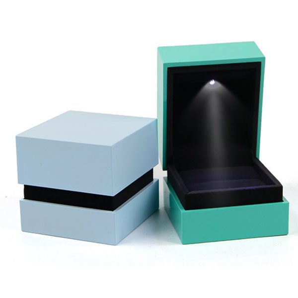 jewelry box with light