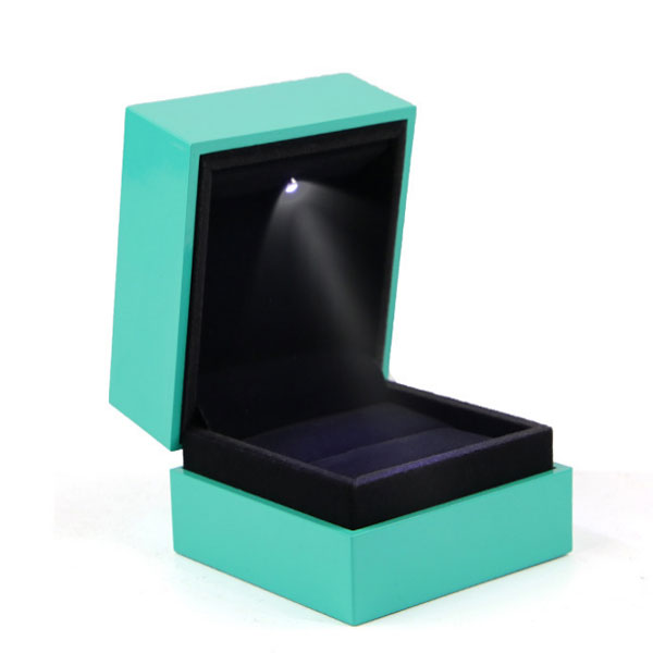 Fashion Tiffany Blue Color Custom Magnet Close Cheap Paper Jewelry Gift  Packaging Box - China Wholesale Paper Box and Paper Jewelry Box price